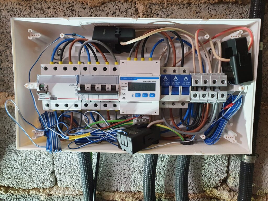 Instalación de placas solares en Pulpí para viviendas